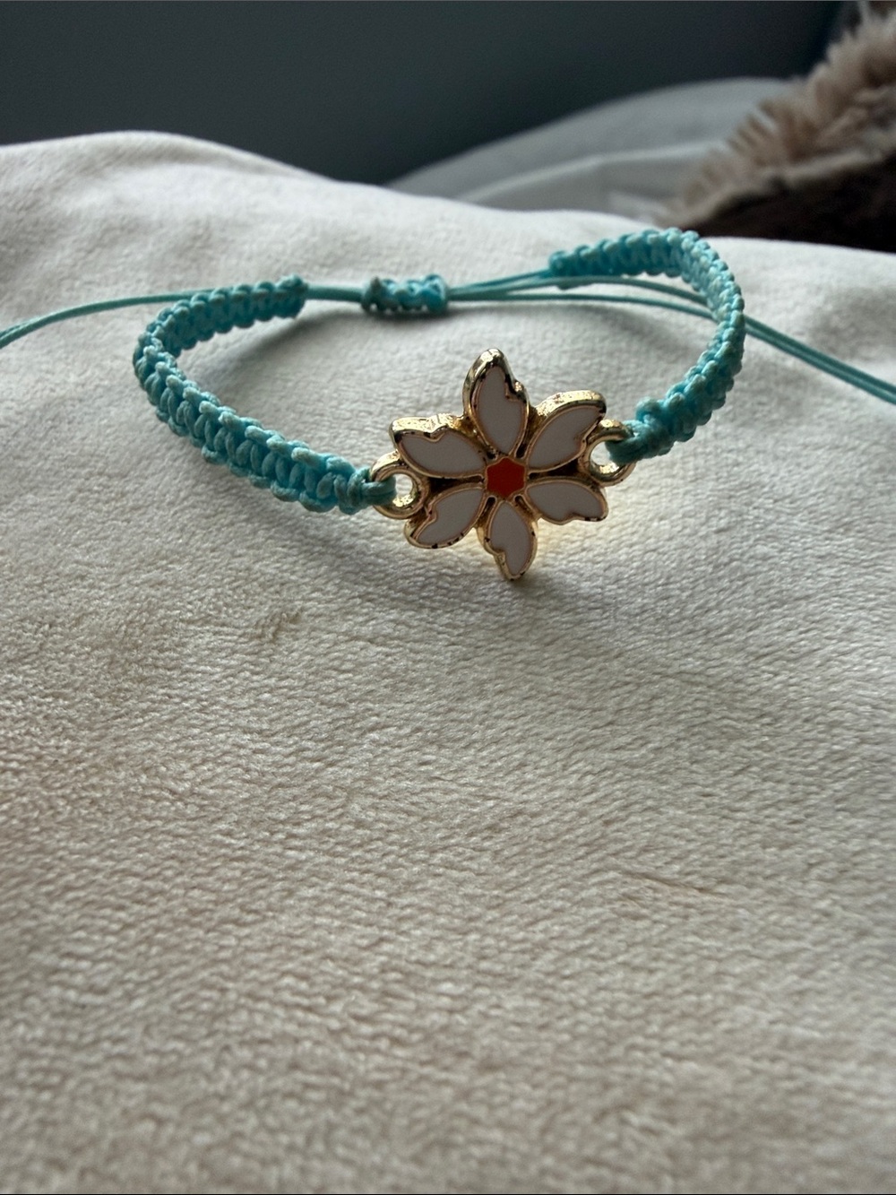 Turquoise Macramé Flower Bracelet - Unbranded